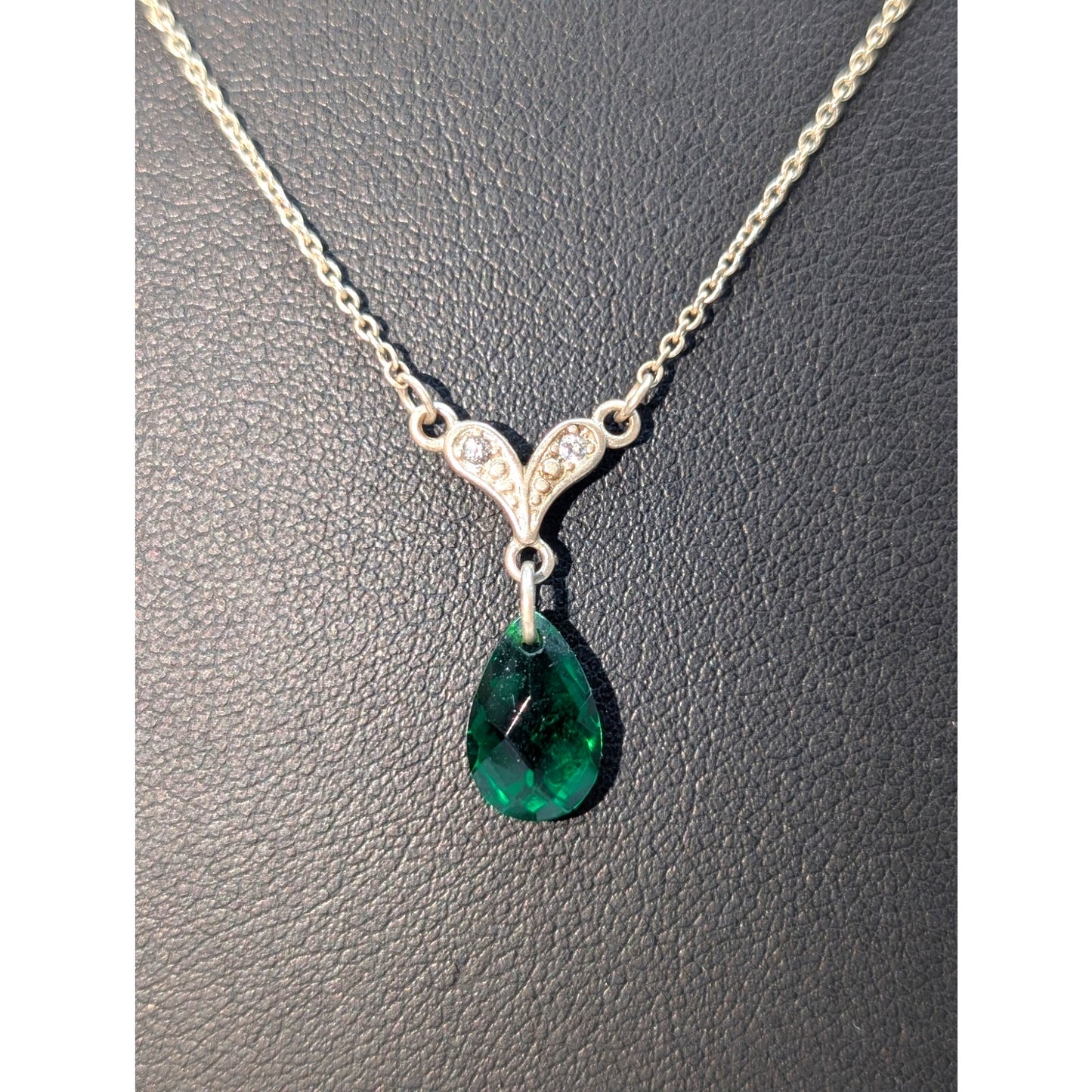 925 Sterling Silver Green Crystal Teardrop CZ 'Y Drop' Pendant 19" Necklace