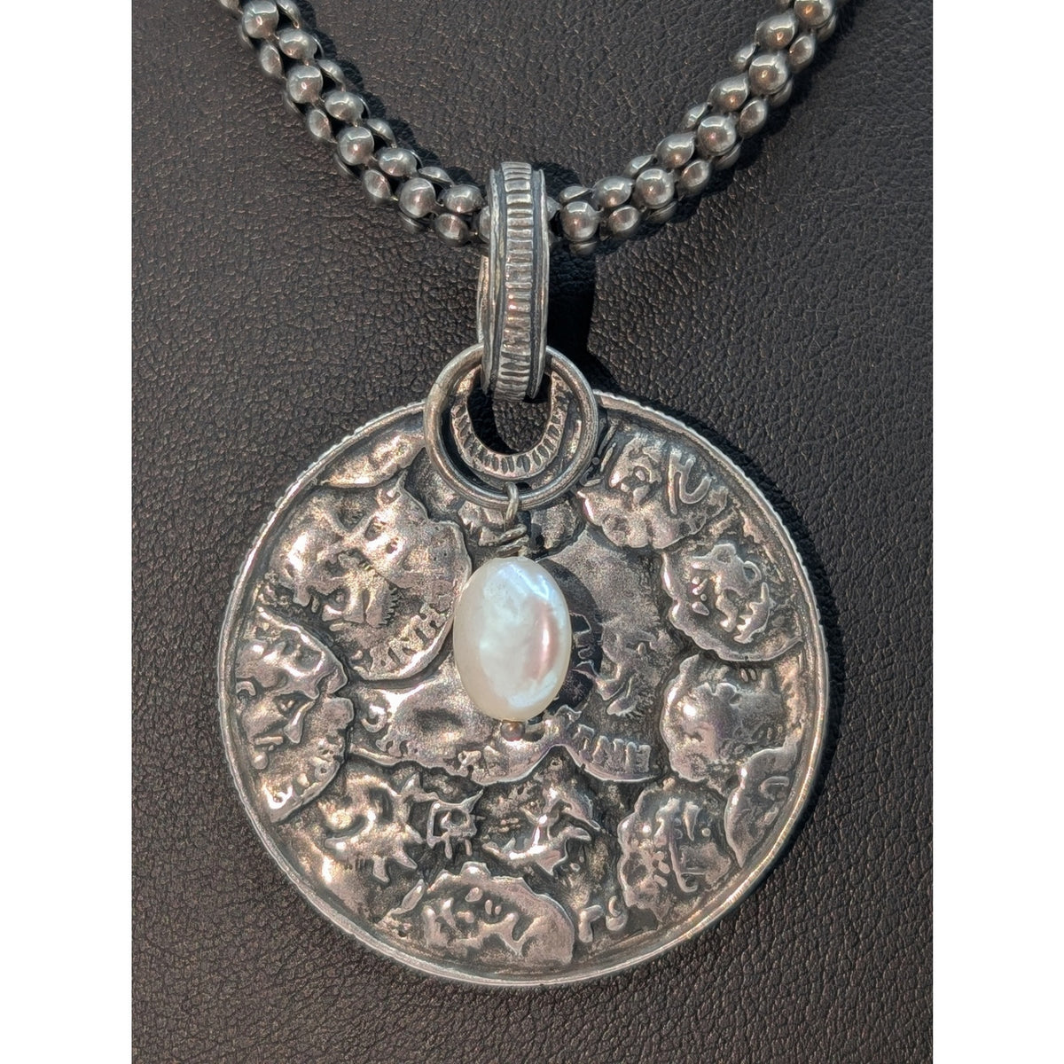 Vtg SILPADA Sterling Hammered Medallion Pendant Pearl Popcorn Chain Necklace