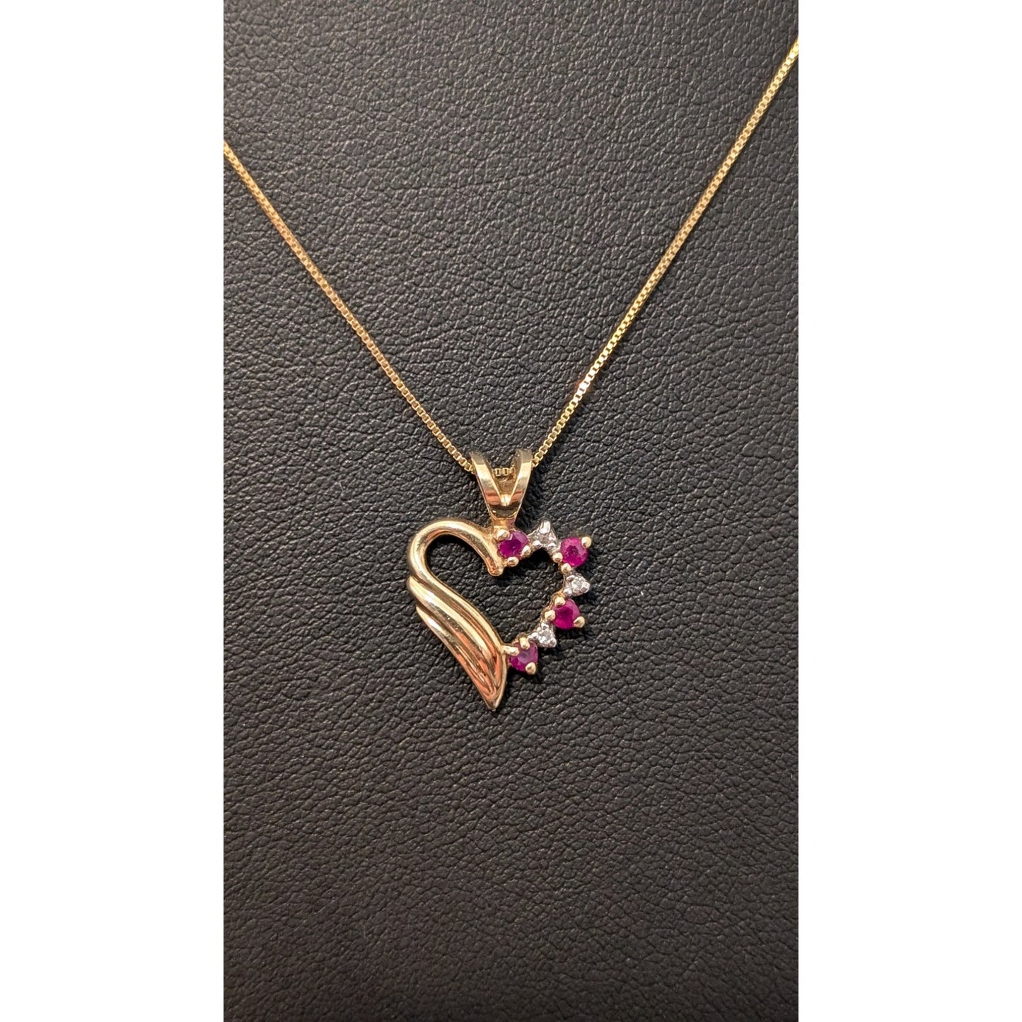 14K Yellow Gold Red Spinel Diamond Heart Pendant 20" 14K Box Chain Necklace