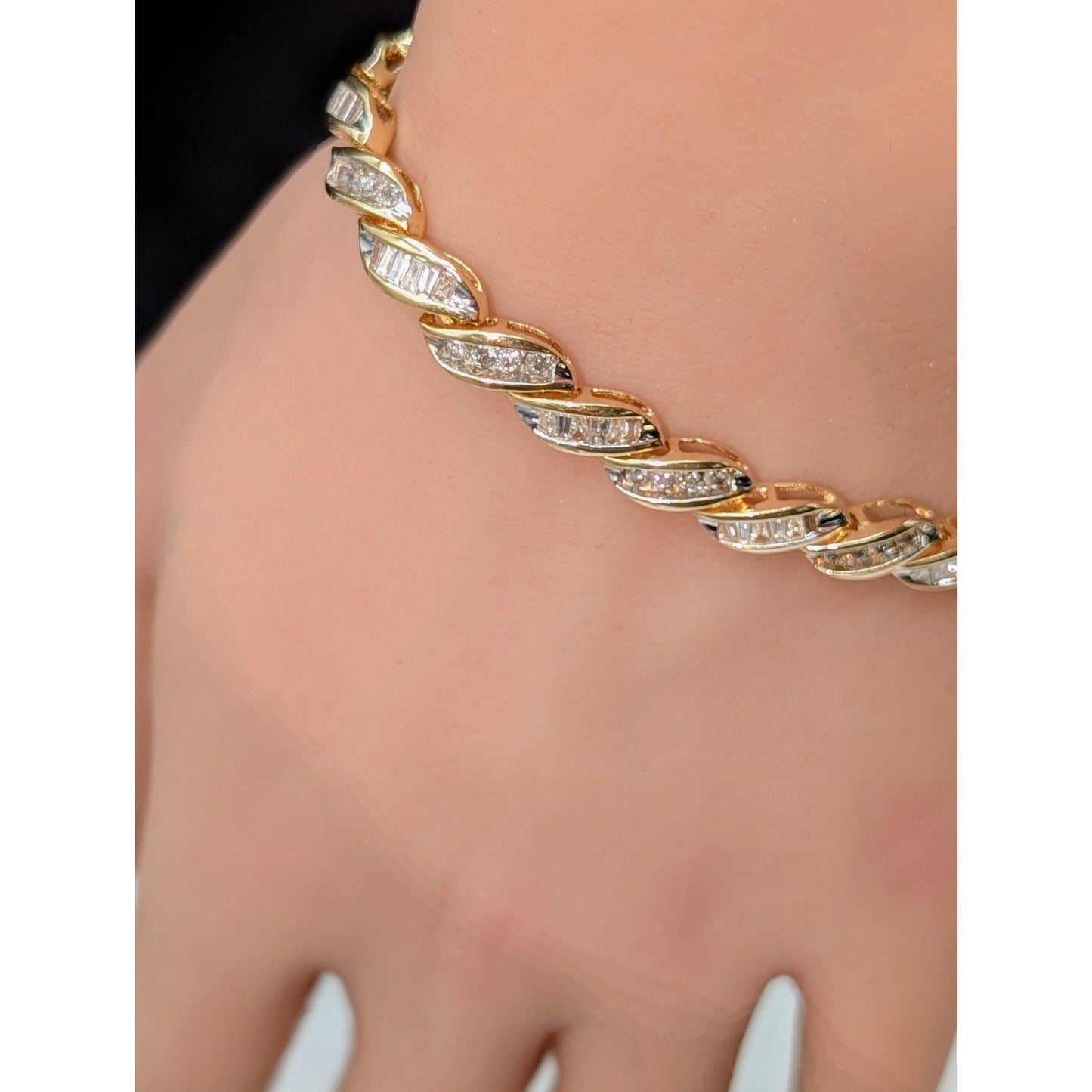14k Yellow Gold S Design Baguette & Round Diamond Tennis Bracelet