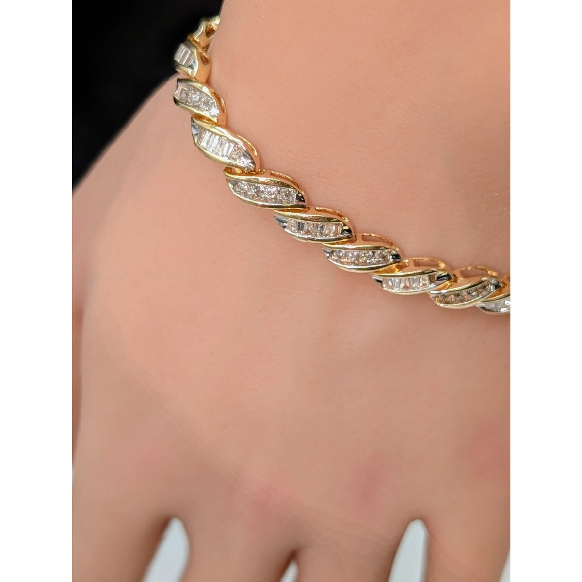 14k Yellow Gold S Design Baguette & Round Diamond Tennis Bracelet