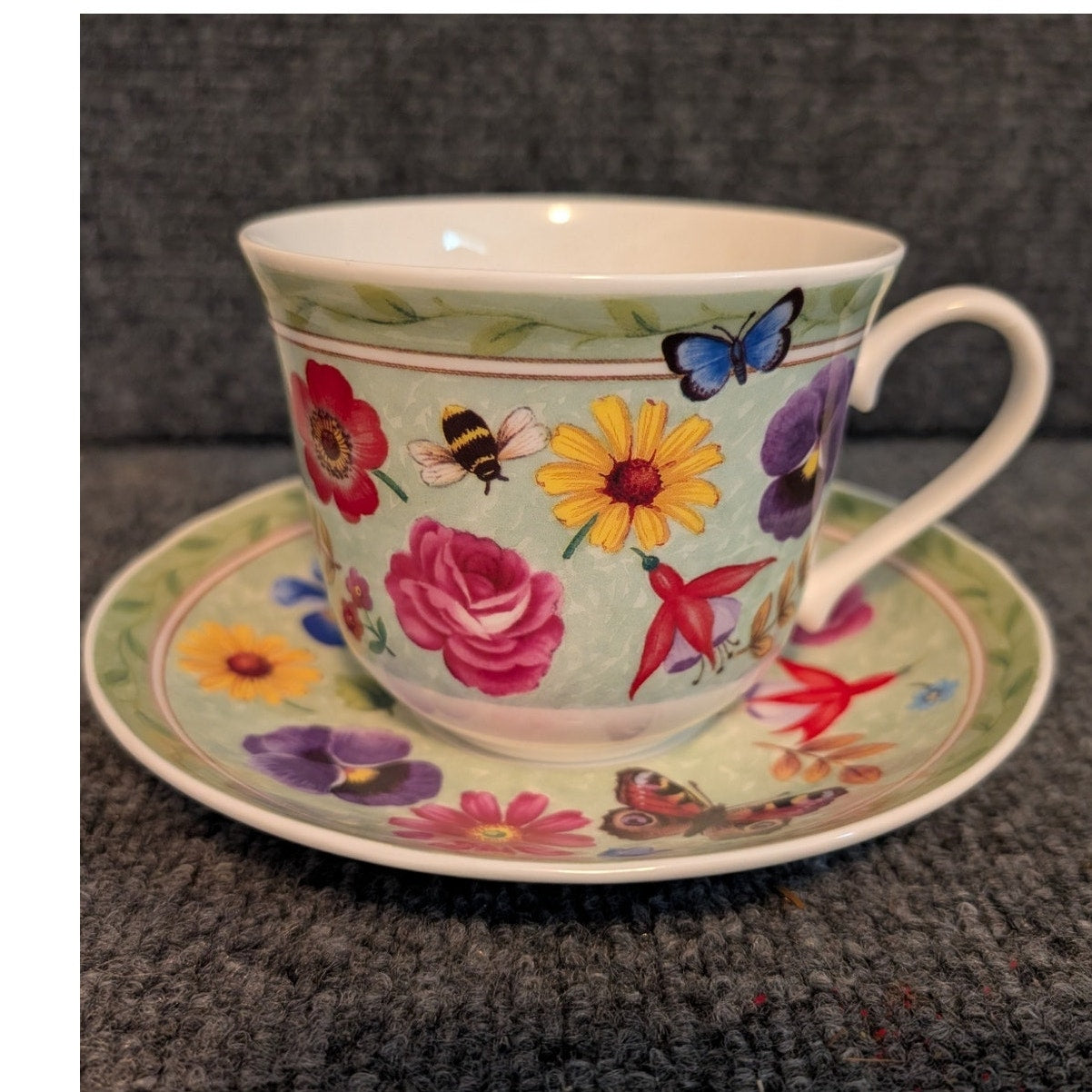 Vtg Roy Kirkham Bone China Summer Scents 2000 14 oz Breakfast Mug Saucer Set