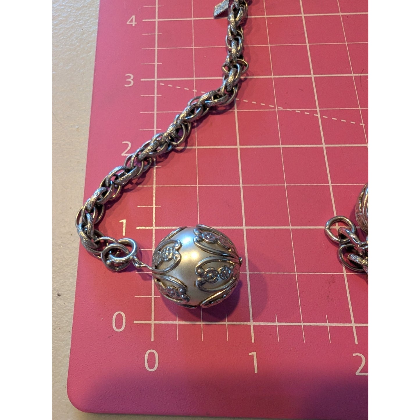 Vintage Sarah Cov 42" Silver Tone Textured Chain Link Ball Bead Belt Necklace