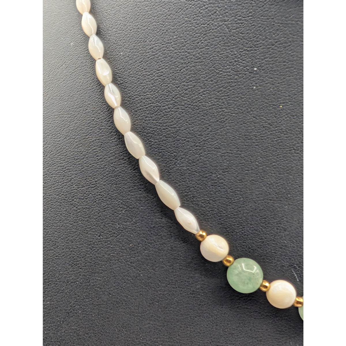 VTG 3 Pc Lot--2 Necklaces & 1 Bracelet MOP & Semi-Precious Green Stone Jewelry