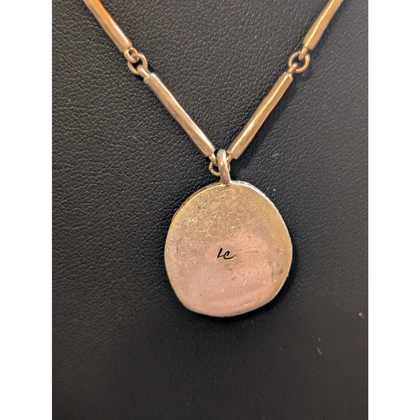 Vintage LIZ CLAIBORNE LC Antiqued Gold Tone Medallion Pendant Bar Chain Necklace