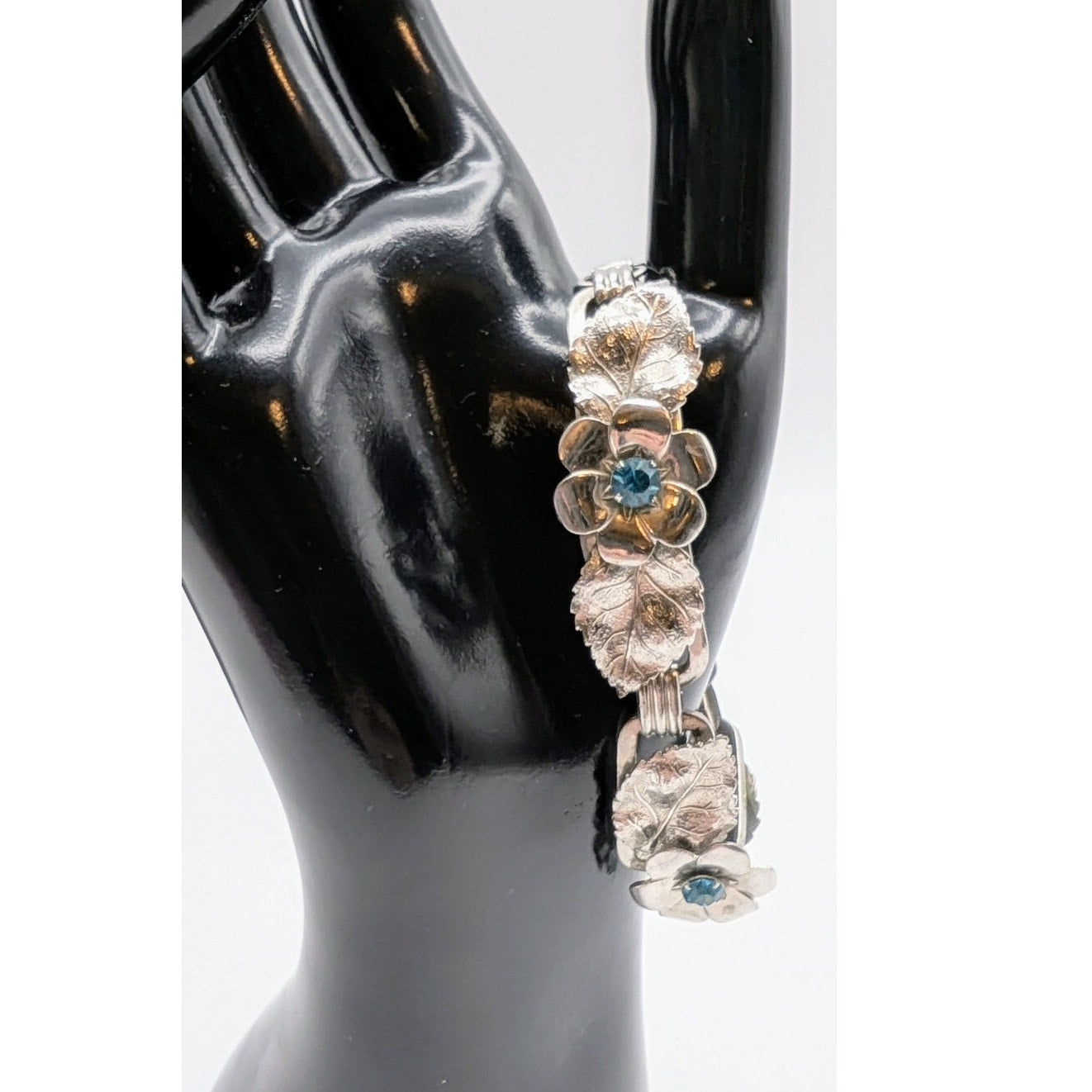 Vintage Silver Tone Blue Crystal Flower Leaf Chain Fold Over Clasp Bracelet