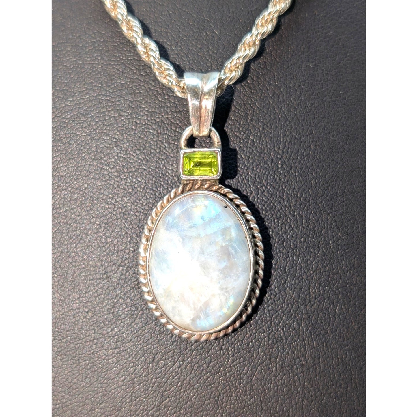 Vintage Sterling Silver 925 Moon Stone & Peridot Pendant Rope Chain 18" Necklace