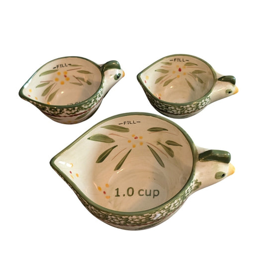 Three Piece Green Hen Nesting Measuring Cups
