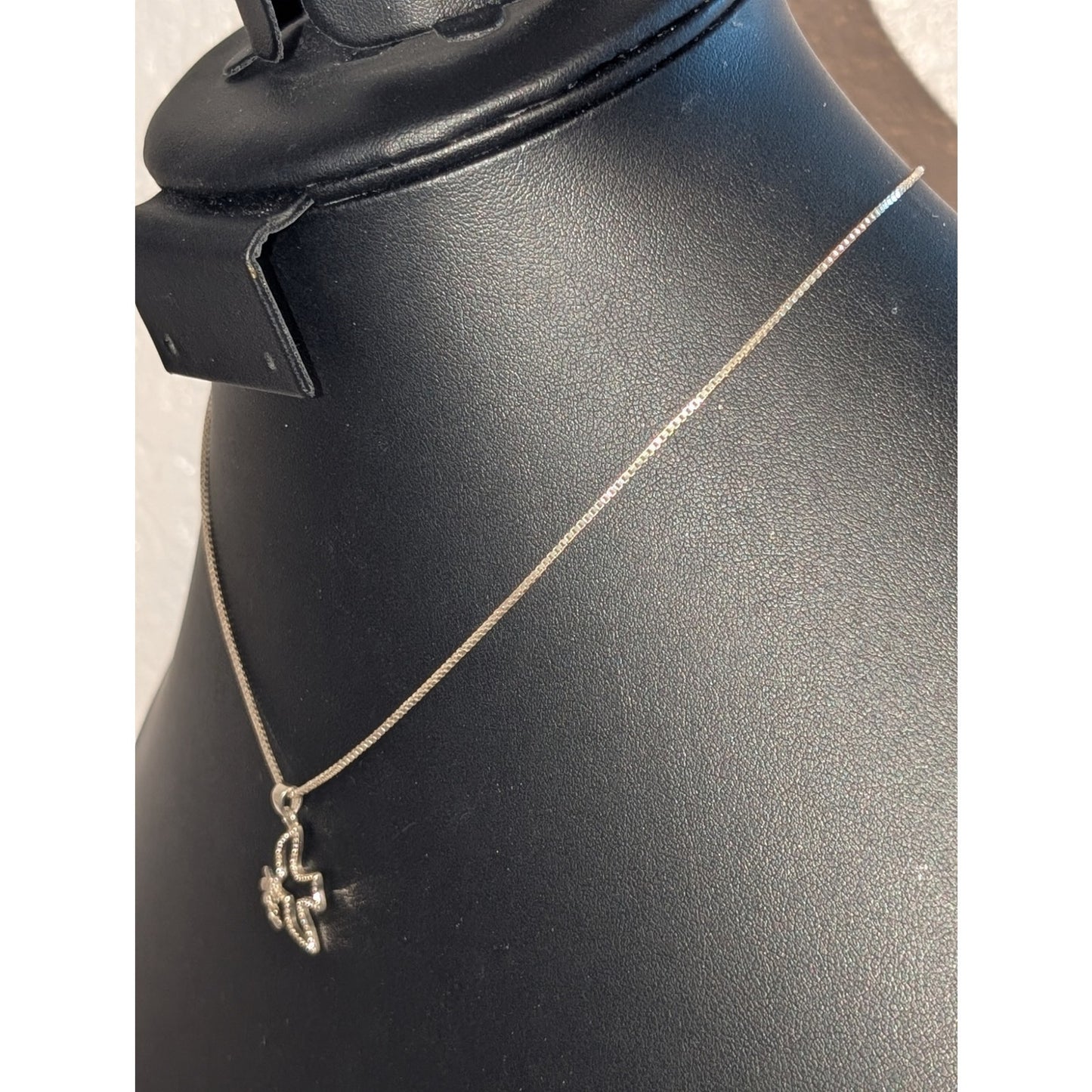 Silpada Dove with Olive Branch 925 Sterling Silver 16" Box Chain Necklace