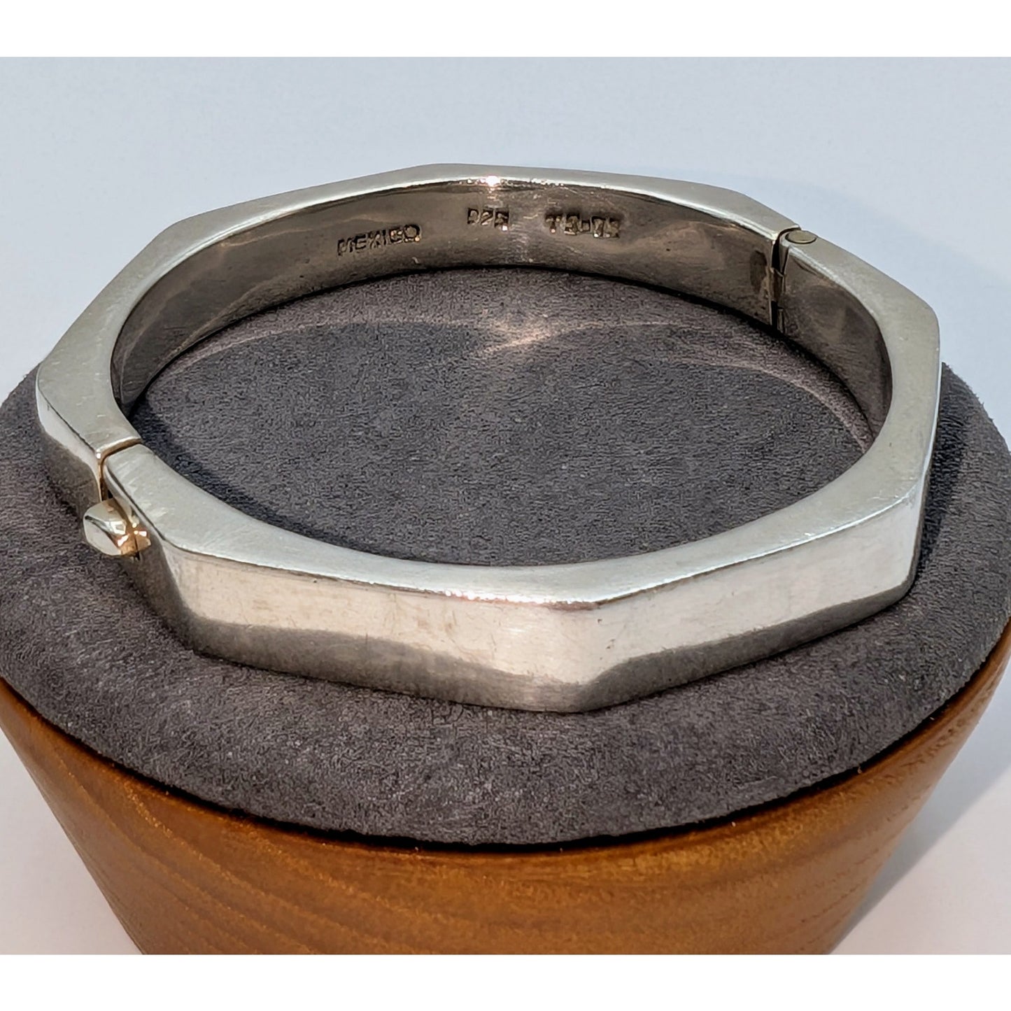 Vintage Taxco Octagon 925 Sterling Silver Hinged Bangle Bracelet 35.51g