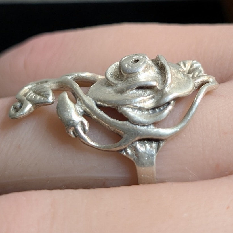 Vintage Vining Rose 925 Sterling Silver Ring Size 6.75