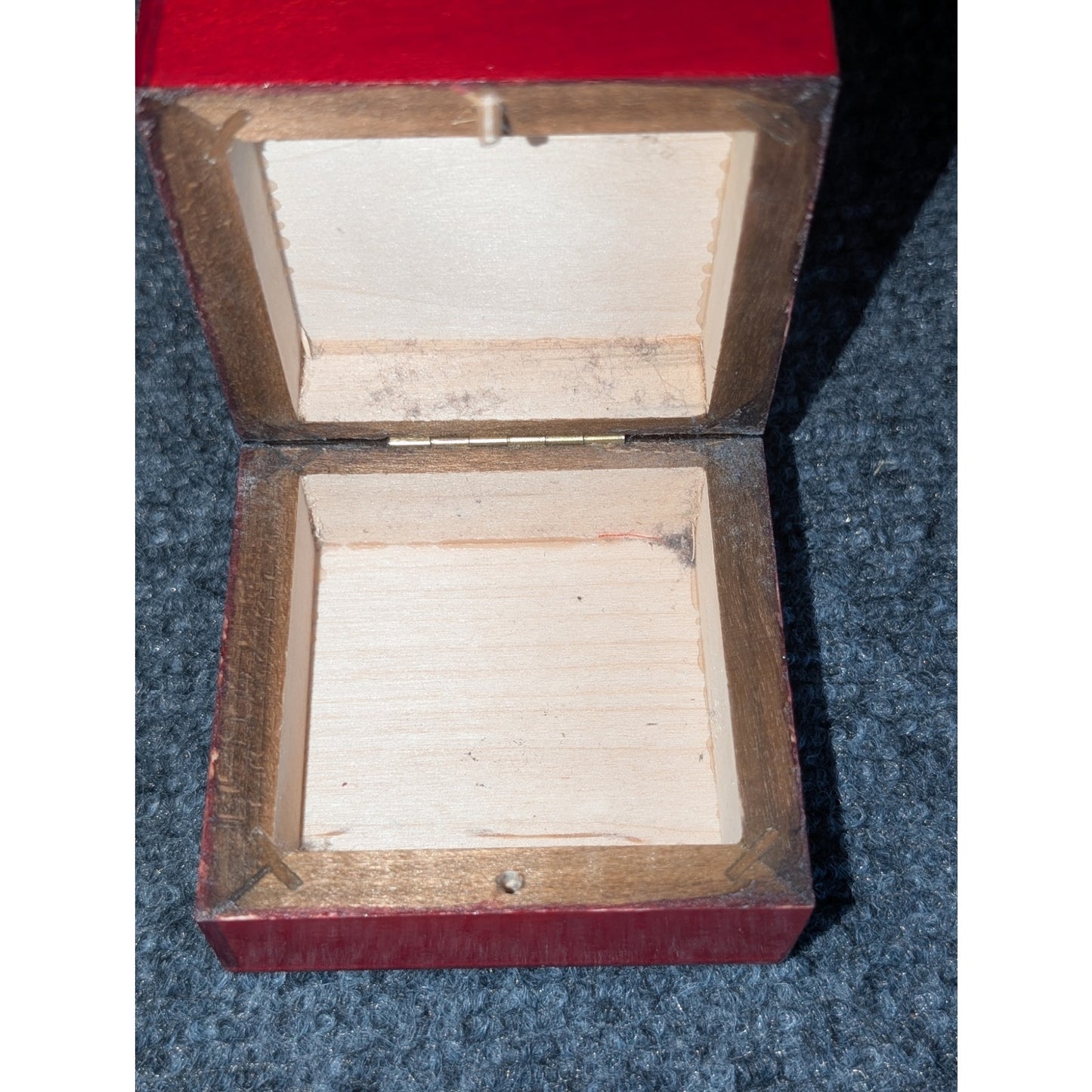 Vintage 1988 Krakow Hand Made in Poland Red Painted Hinged Wooden Trinket Box