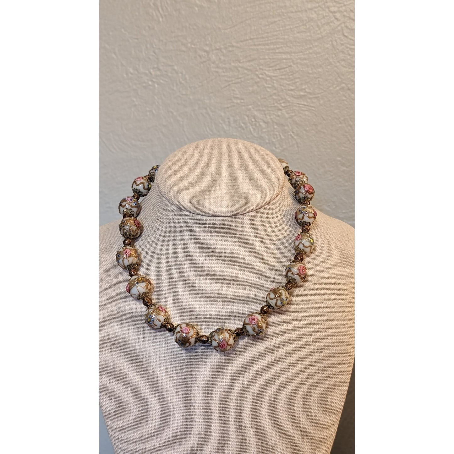 Vintage Venetian Glass Wedding Cake White Bases Roses 16" Necklace