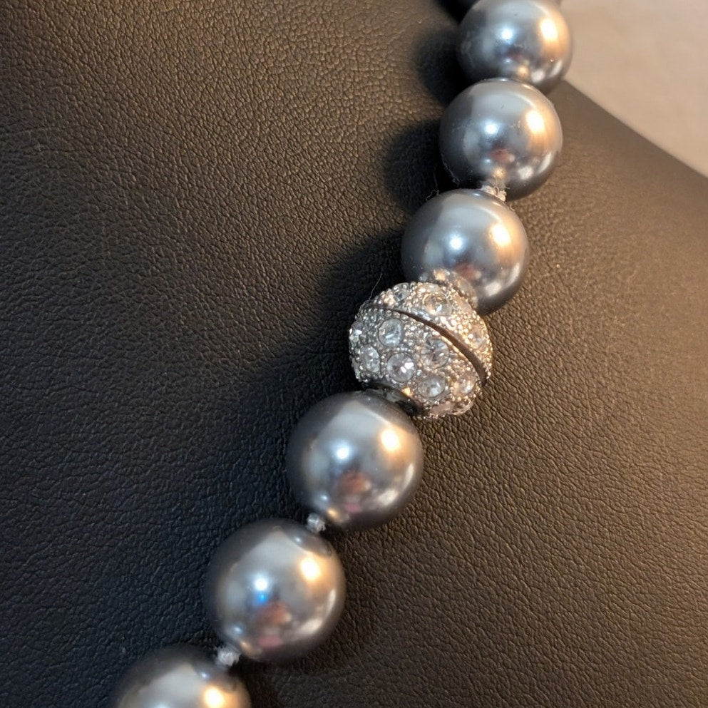 Glass Gray Pearl Rhinestone Rondelle Magnetic Ball Clasp Necklace & Earring Set