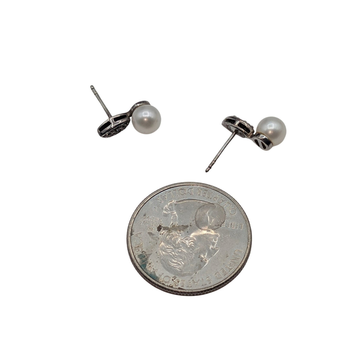 HN Heng Ngai 925 Sterling Silver Diamond Pearl Post Earrings