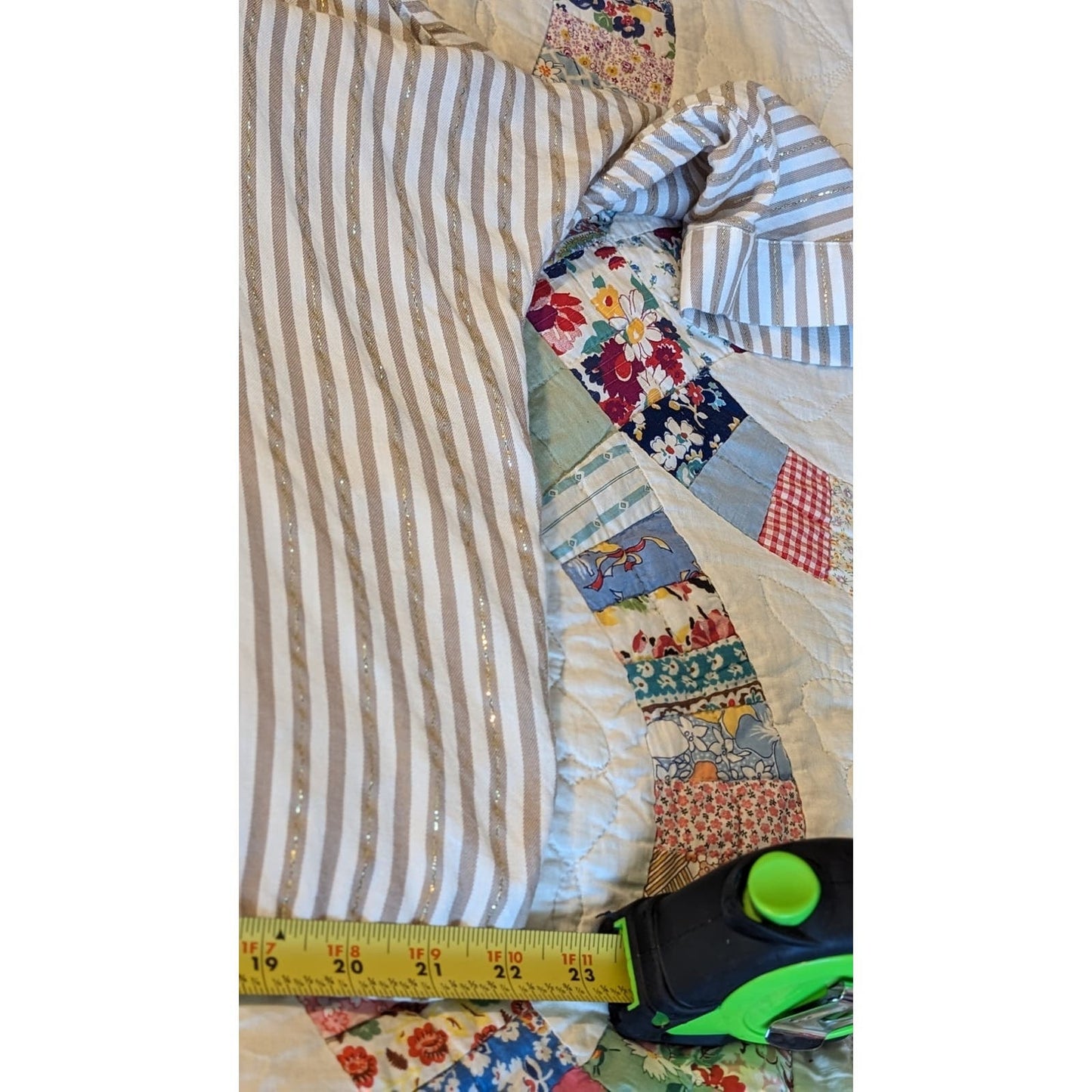 Chico's Lurex Gold Metallic Striped Pullover Top Chico's Size 1 (US 8-10 M)