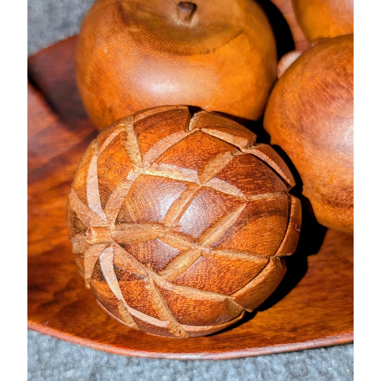 Vintage 1960s MCM 14-Piece Hand-Carved Monkey Pod Wooden Fruit Leaf Bowl Plate