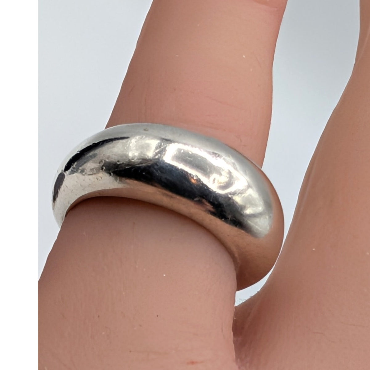 Vintage 925 Sterling Silver Dome Band Ring Size 4.75
