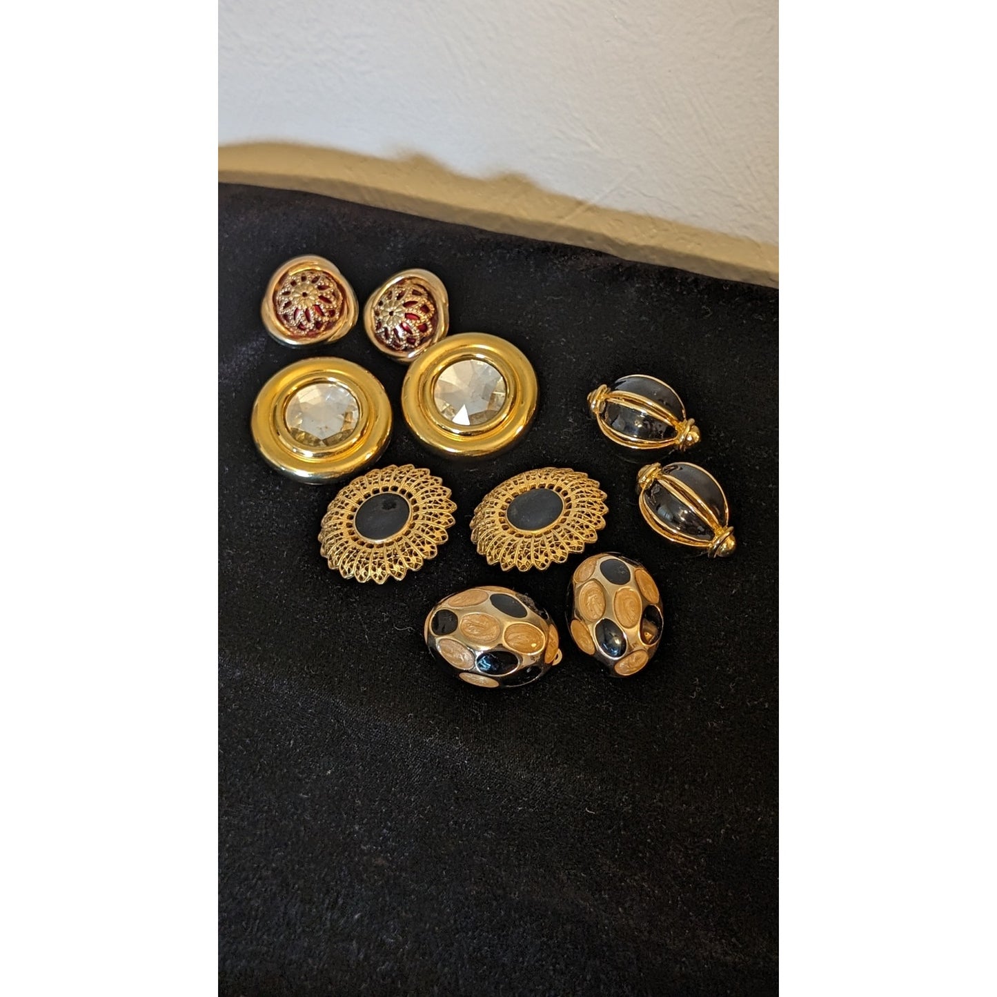 Vintage Five Pair Substantial Clip On Gold Tone Metal Earring Lot