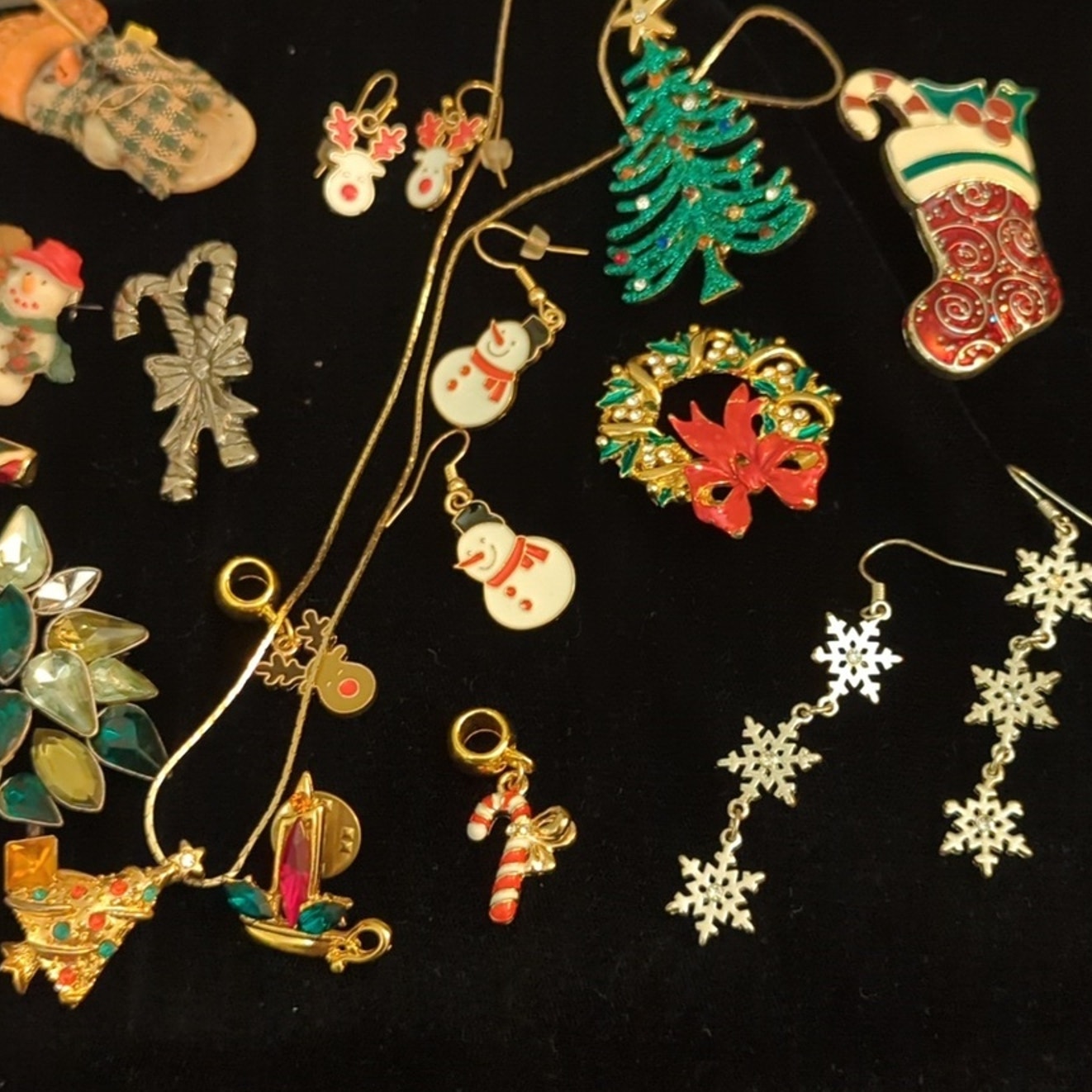 Lot of Christmas Costume Jewelry Sold As Is