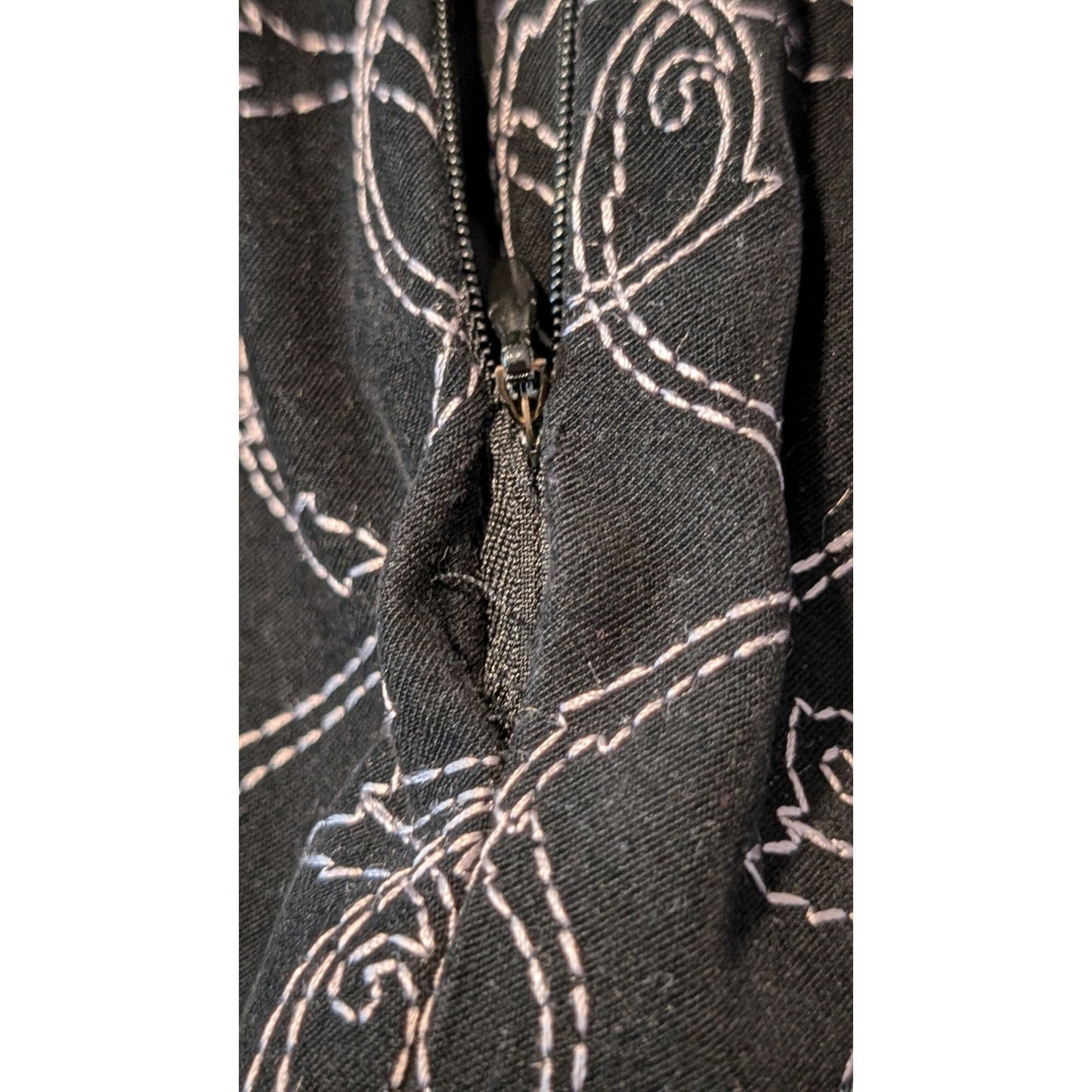 Talbots Black All Over Top Stitch Flat Front Side Stretch Zip Pant Womens Sz 10