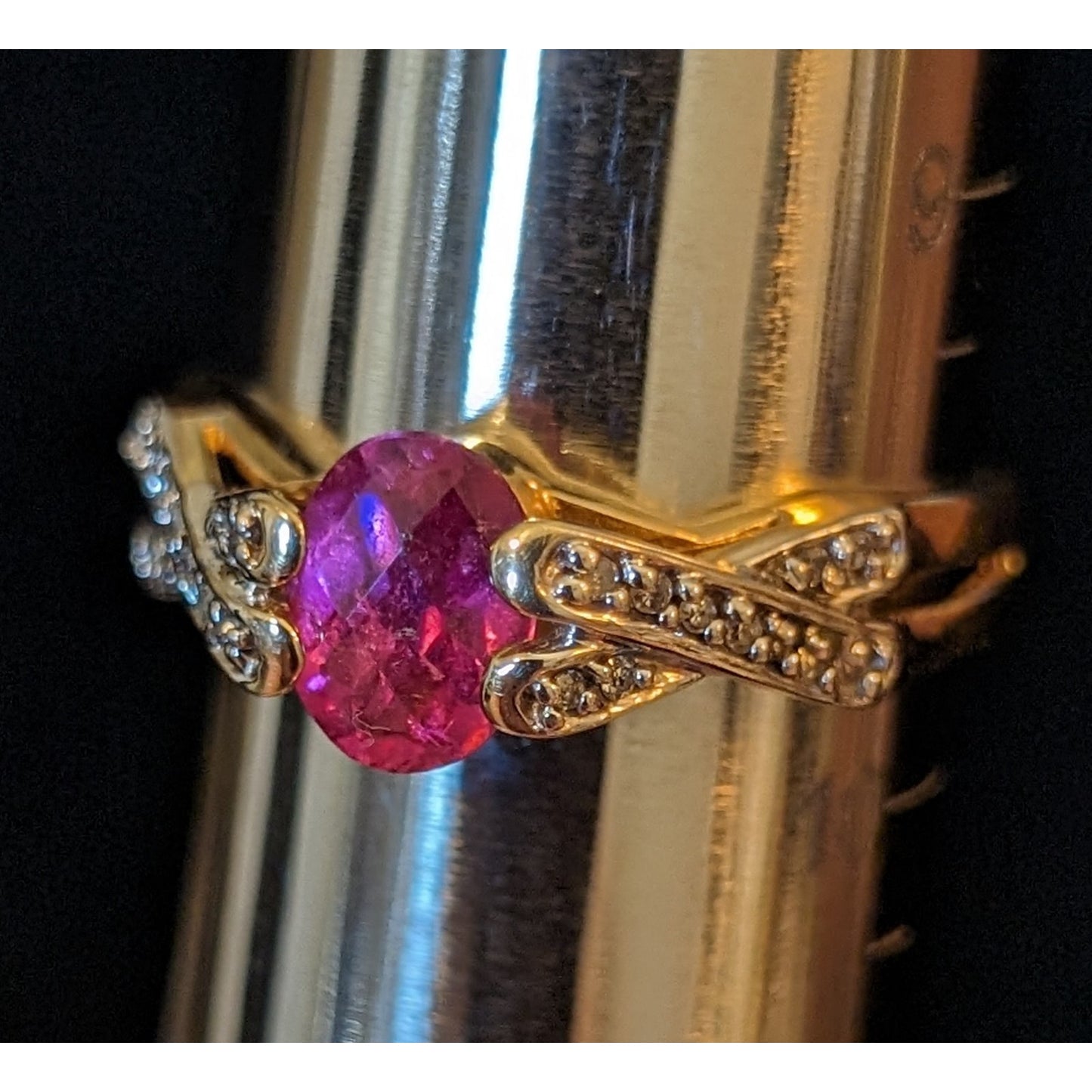 14K Gold Natural Pink Tourmaline & Diamond Criss Cross Band Ring Size 9.5