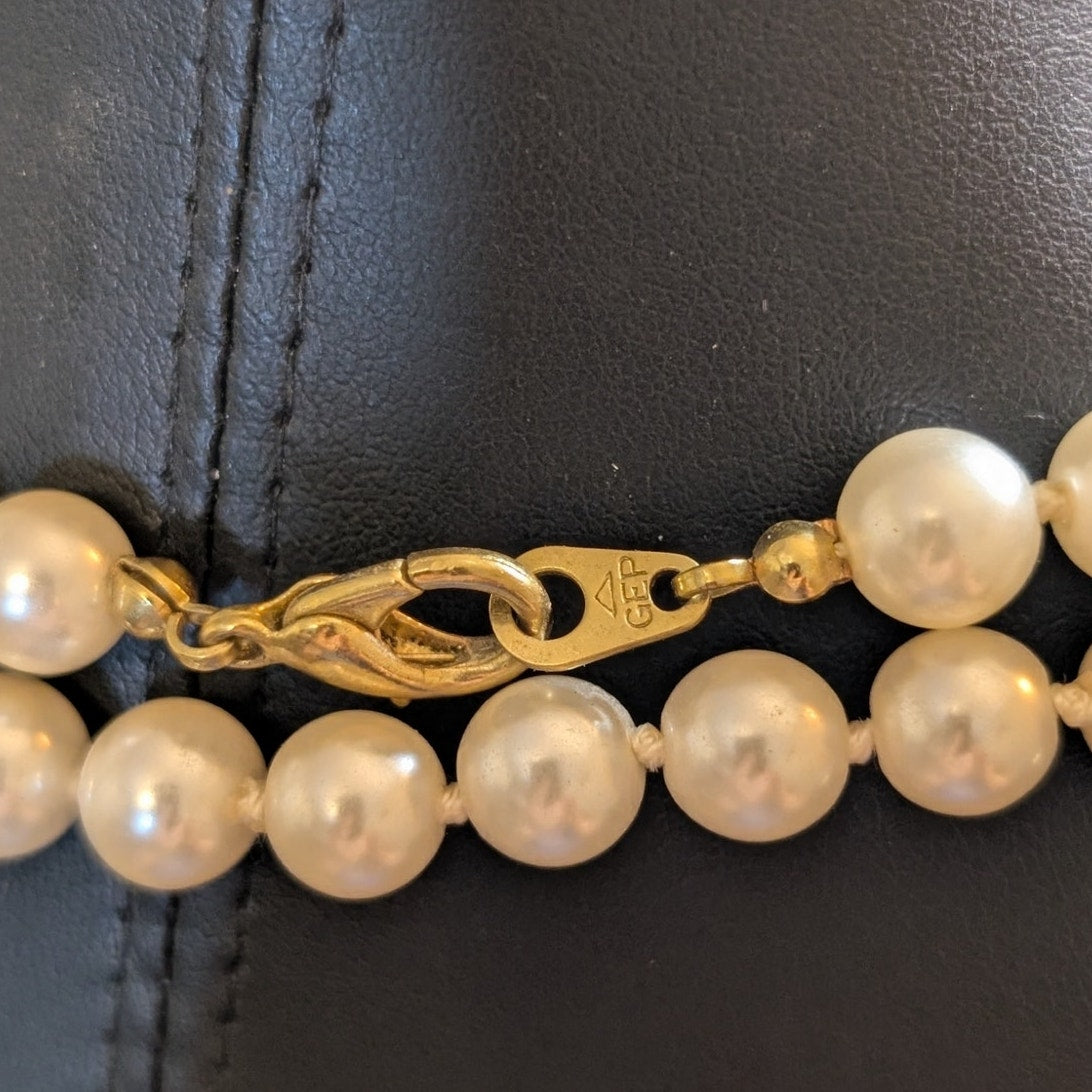 RARE 80s VTG Signed GEP 54" Faux Pearls Gold-Tone Lobster Claw Clasp Necklace