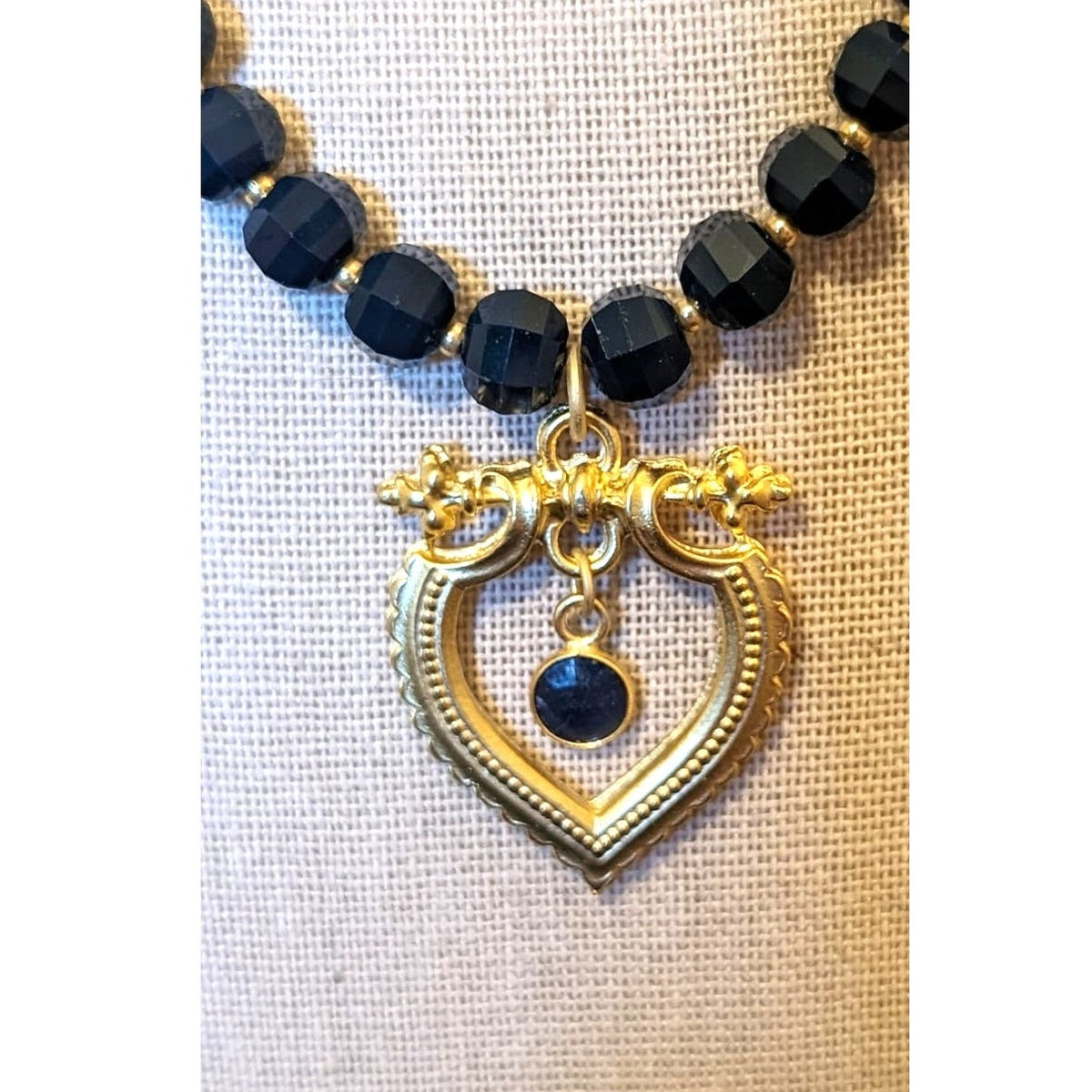 Navy Faceted Glass Bead Gold Tone Heart Pendant & Paper Clip 18" Necklace