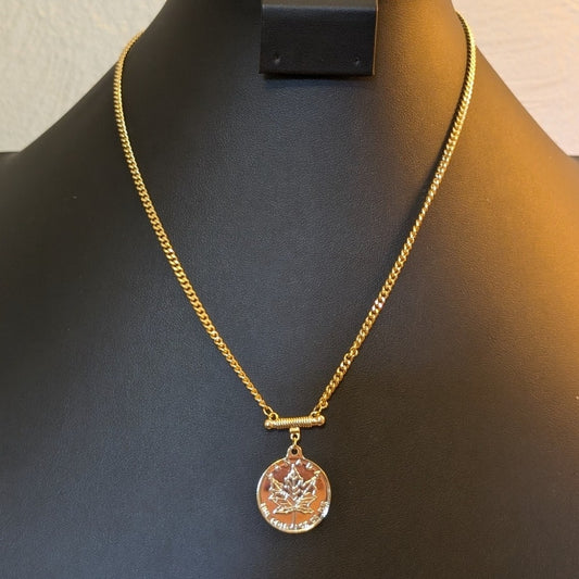 Queen Elizabeth Canada Gold Tone Coin Chain 18" Necklace