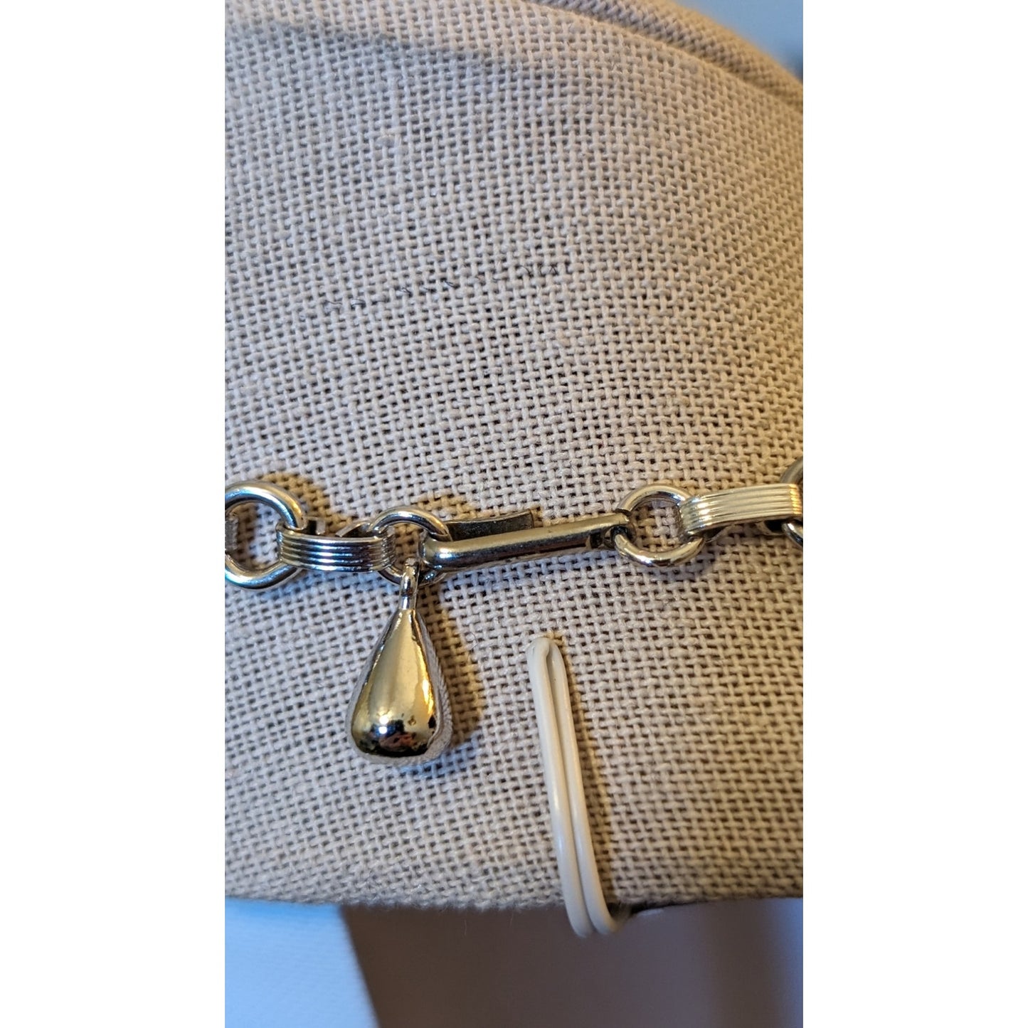 Vintage 1" Wide Silver Tone Hook Clasp Choker