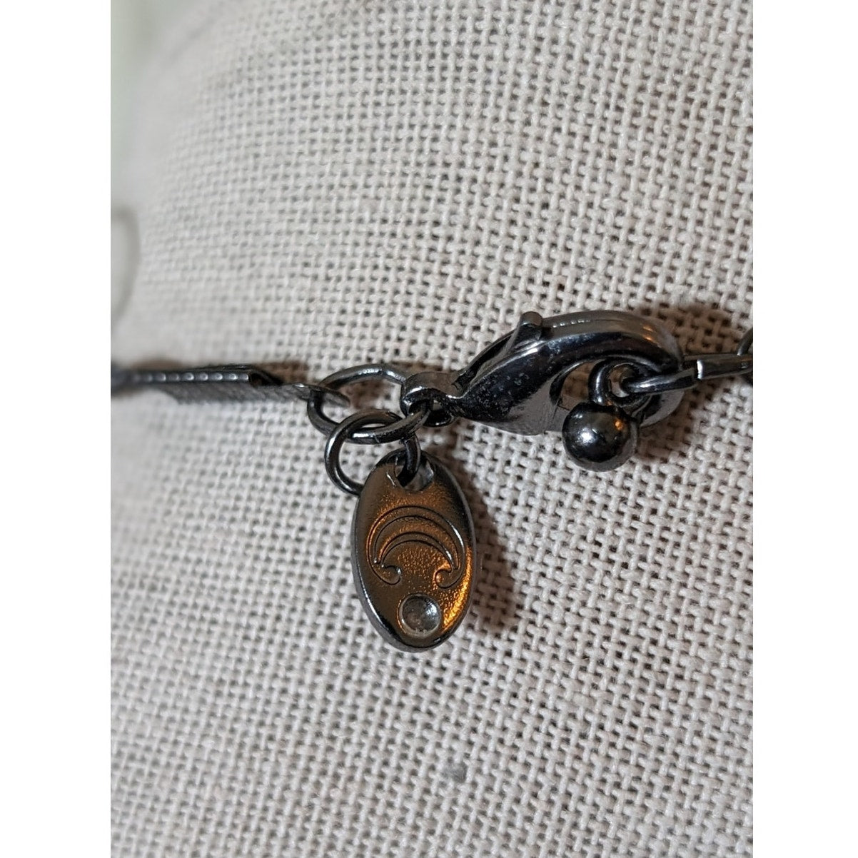 Charming Charlie Purple Wood Smoky Lavender Crystal Gun Metal 3 Strand Necklace