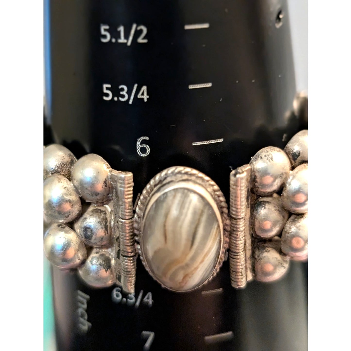 VTG Sculptural Mexican Sterling Silver Hinged Bracelet W/ Striated Agate Stones