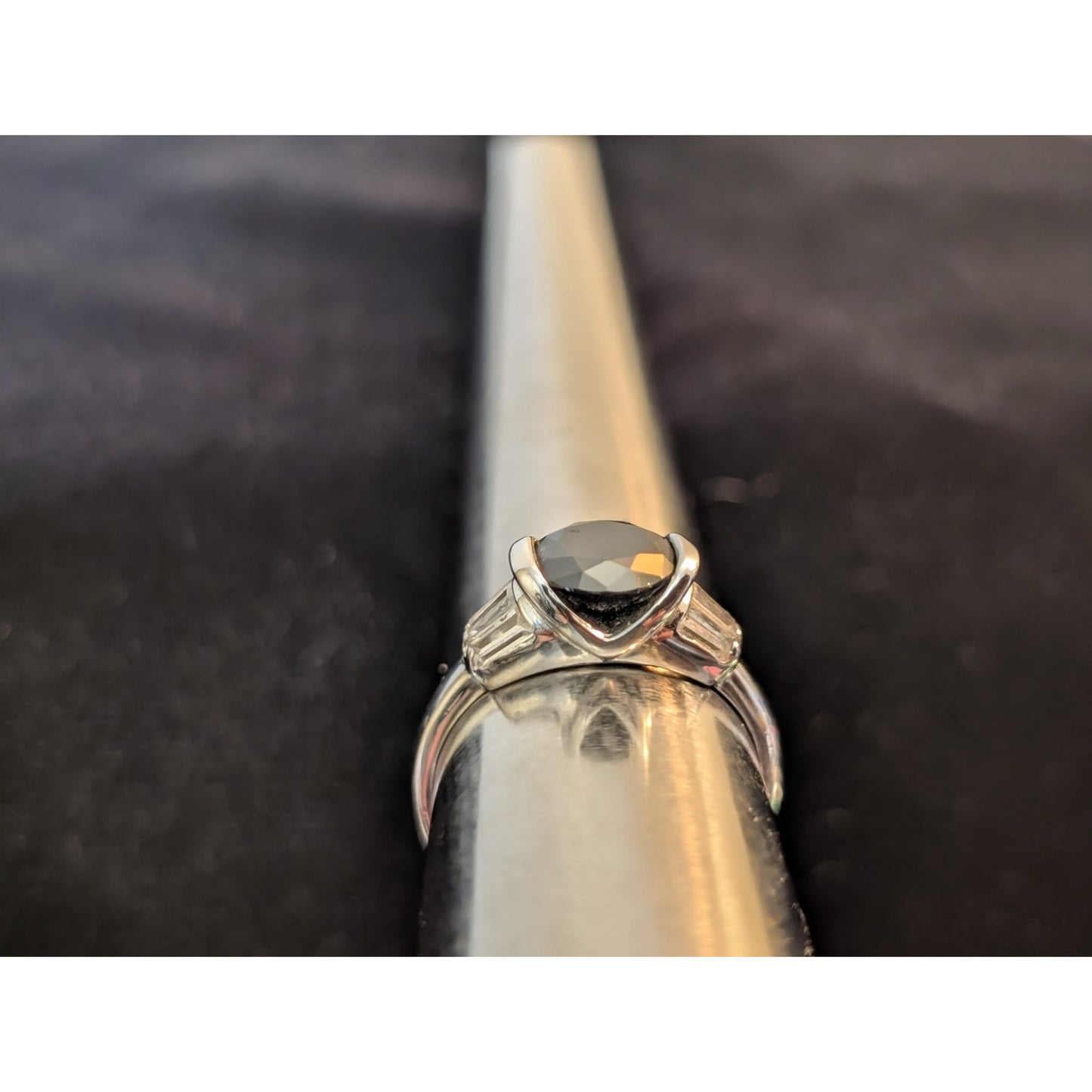925 Sterling Silver Round Faceted Black & Tapered Baguette Crystal Ring Sz 8