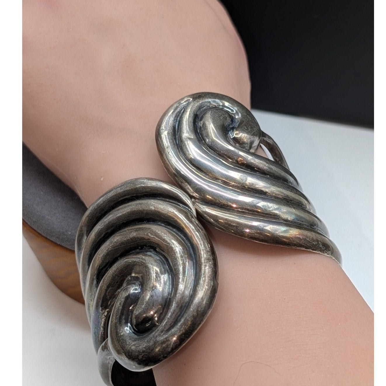 Vtg Taxco Signed ES Mexican Modernist 925 Sterling Scrolled Clamper Bracelet