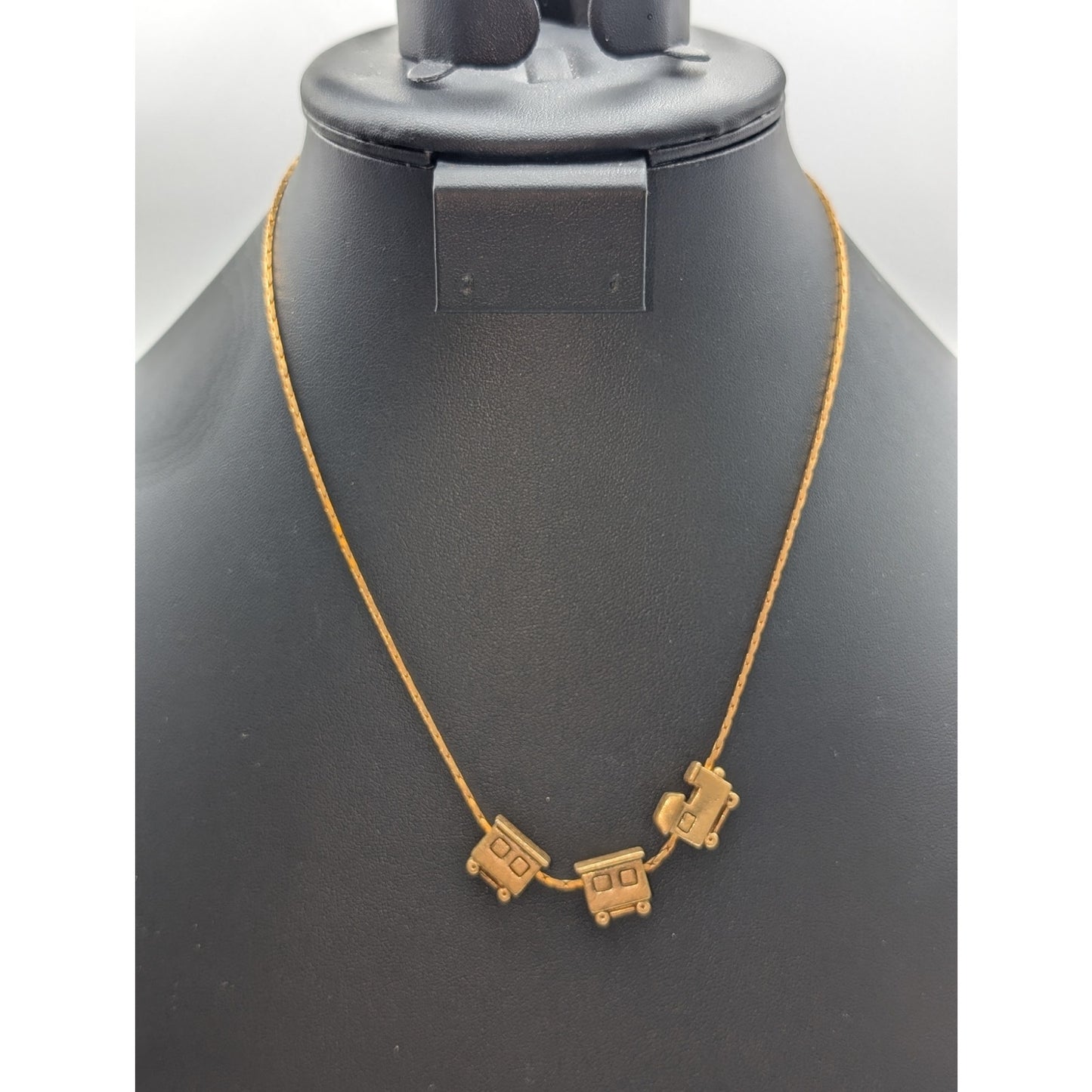 Vintage Gold Tone Train Chain 18" Necklace