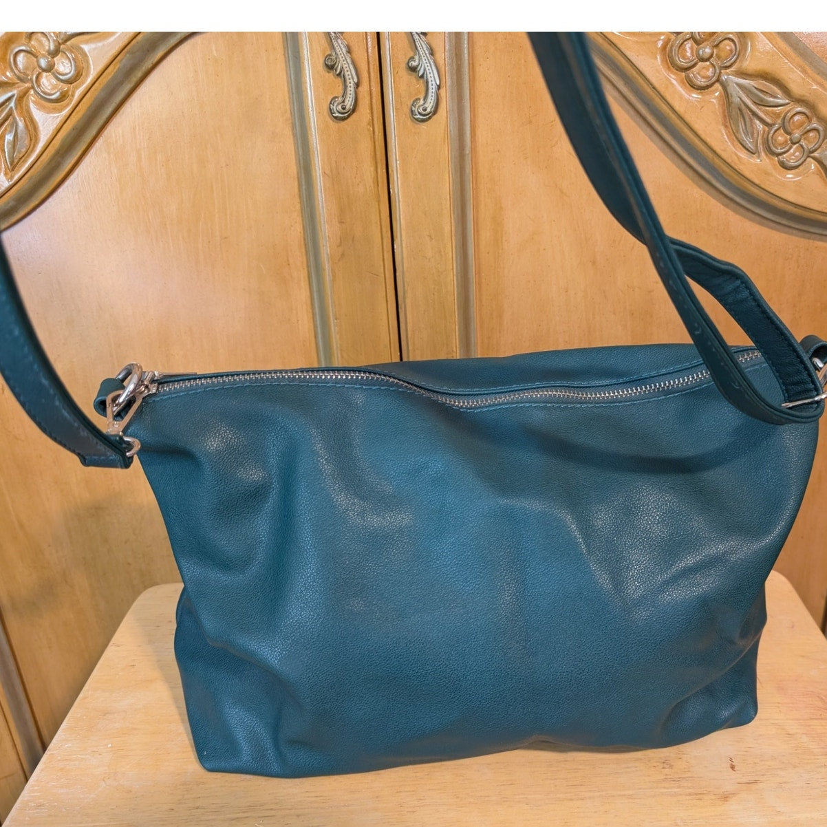 Black Rivet Forest Green Faux Leather Crossbody Top Zip Handbag