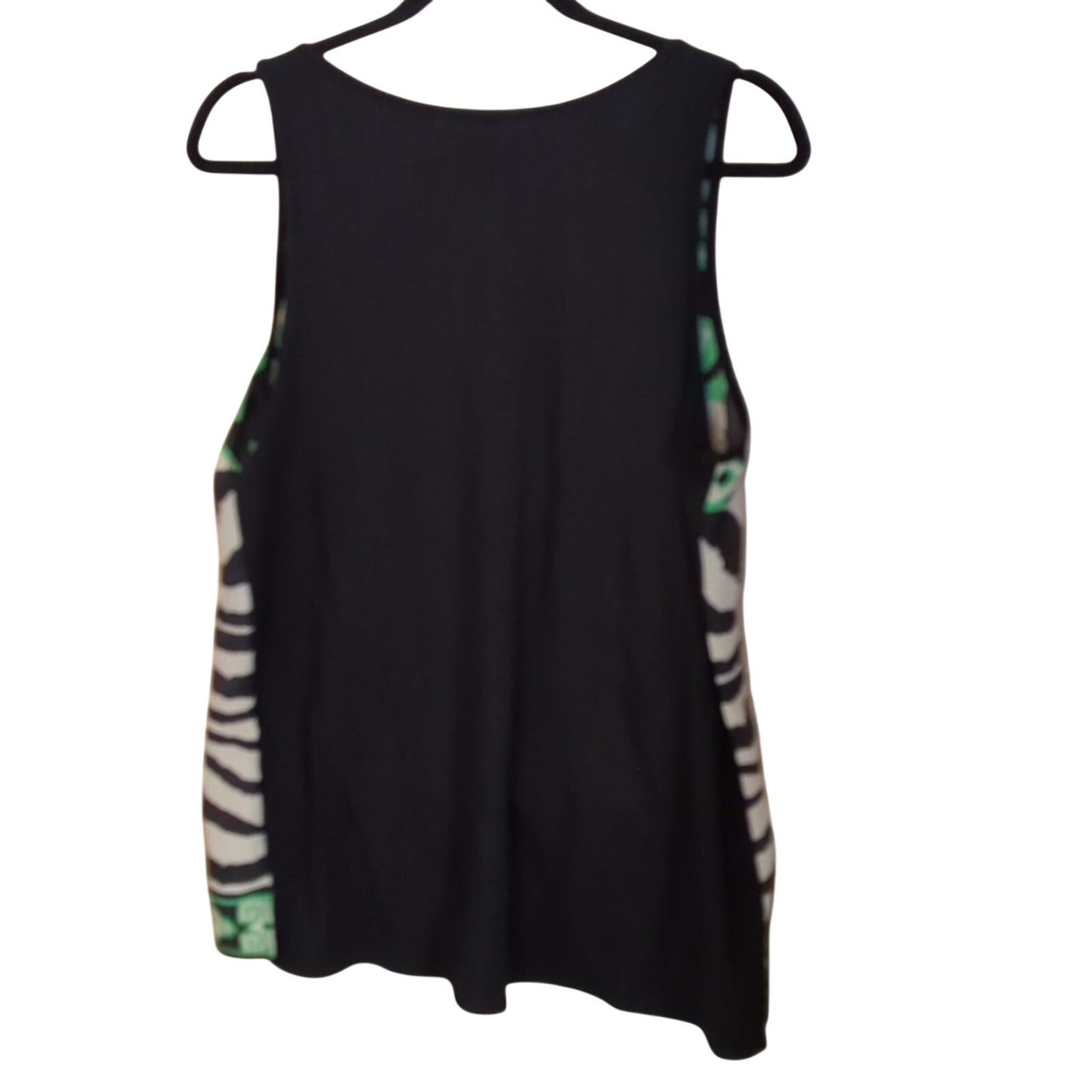 August Silk White Black Green Geometric Zebra Print Tank Top Women's Size L
