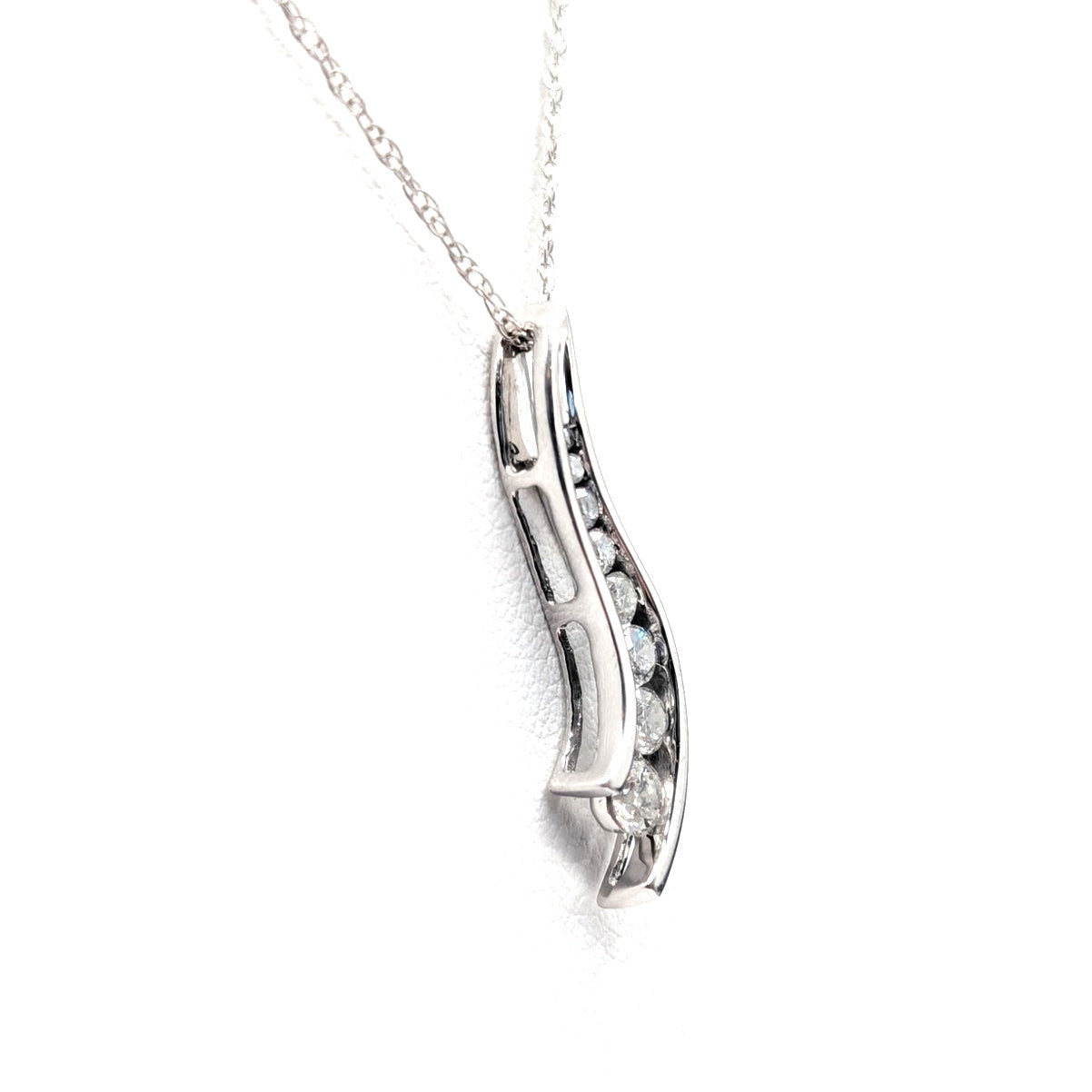14K White Gold Diamond Journey Pendant 18" Necklace 2.46g