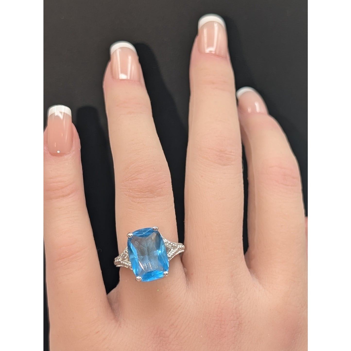 Blue Glass Silver Tone Ring Size 6
