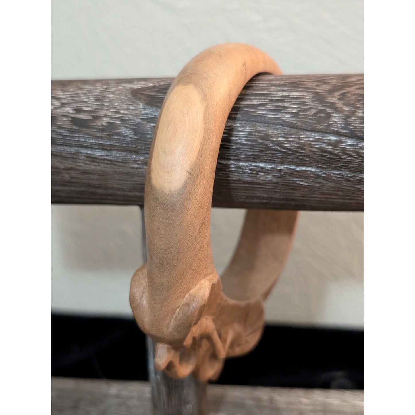 Carved Wooden Two Elephant Heads Bangle Bracelet