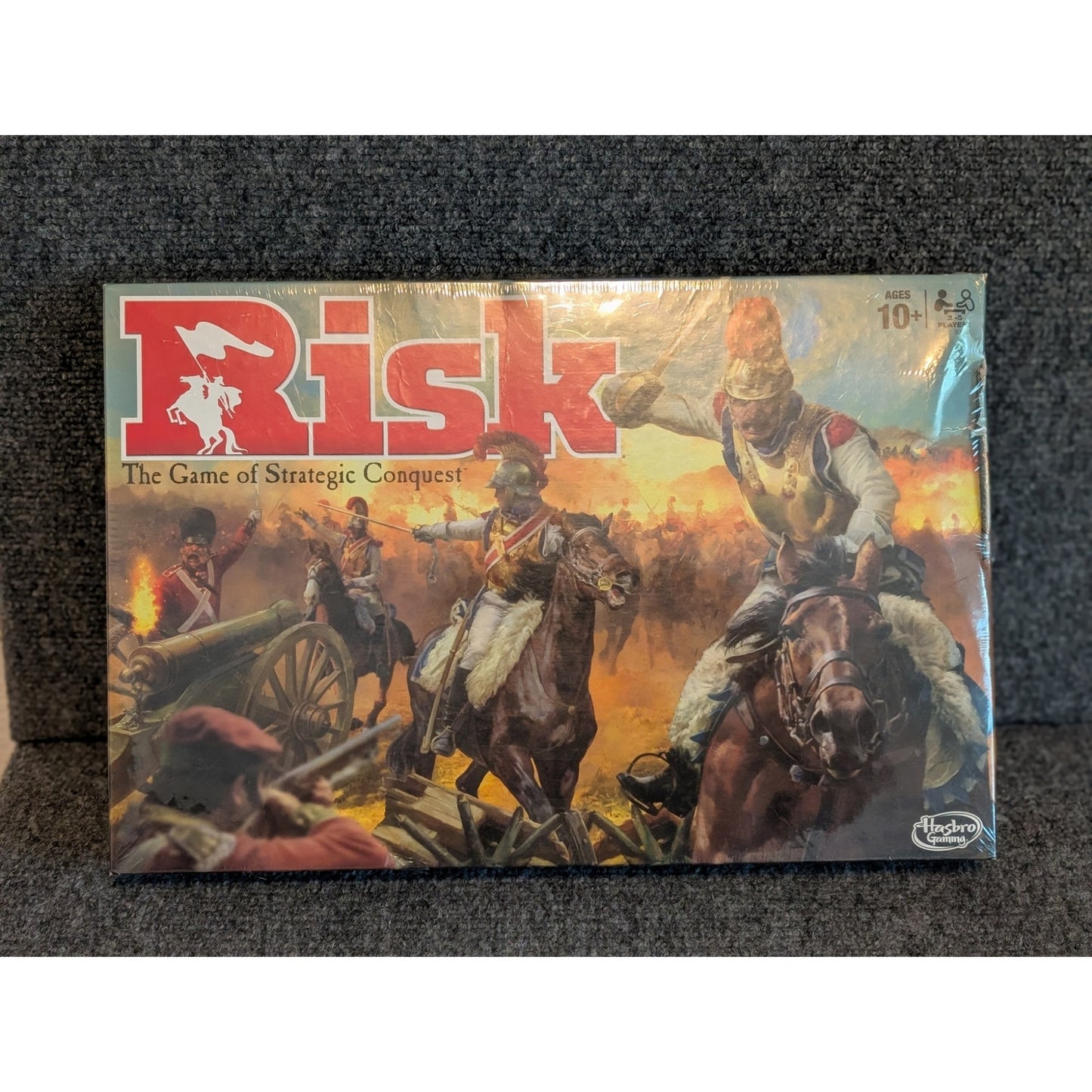 Risk Strategy Board Game 2015 Hasbro Brand New in Damaged Box Sealed