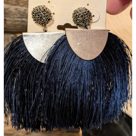 NWT Lucky Brand Silver Tone Blue Rhinestone Tassel Pierced Earrings