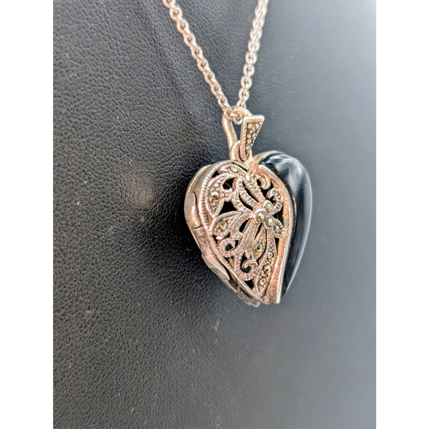 VTG 925 Sterling Marcasite Onyx Filigree Heart Locket 18" Chain Necklace 13.78g