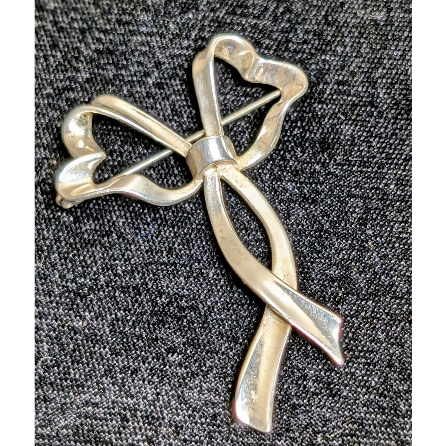 Vintage 925 Sterling Silver Ruffly Heart Ribbon Bow Brooch