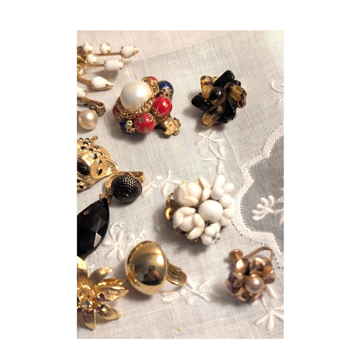 Lot of Single Vintage Gold Tone Clip Screw Earrings