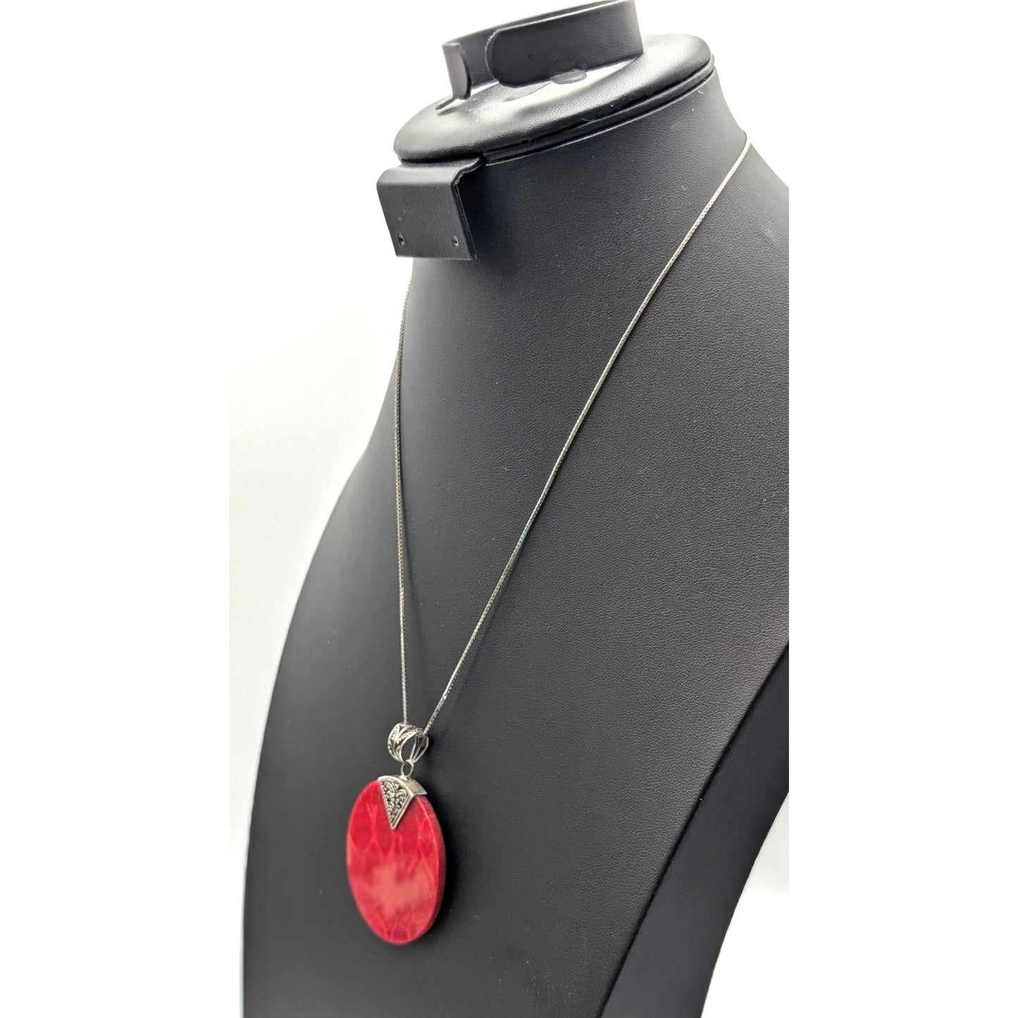 Vtg 925 Sterling Silver Bali Design Red Sponge Coral Pendant Box Chain Necklace