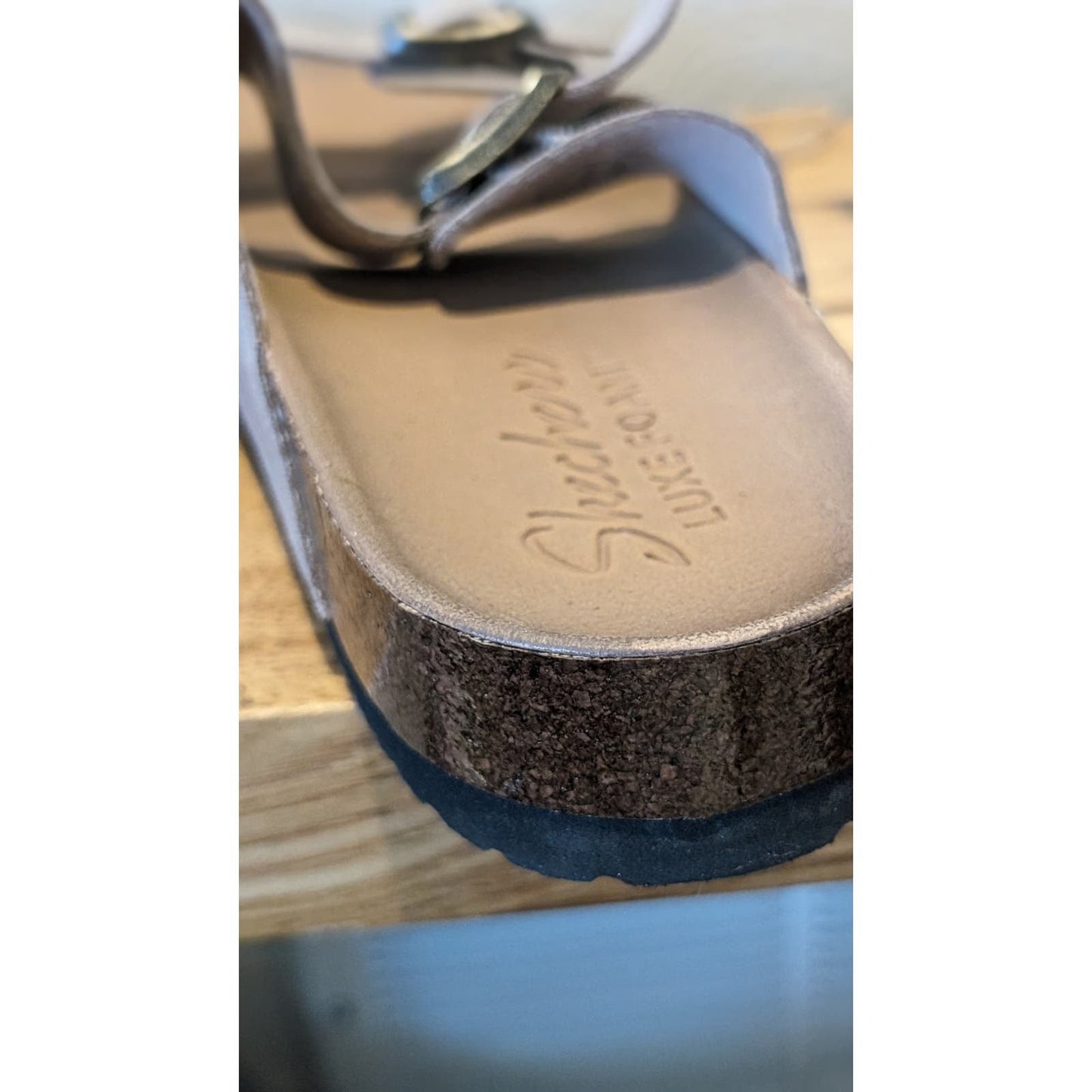 Skechers Relaxed Fit Taupe Luxe Foam Double Strap Buckle Sandal Womens Sz 10