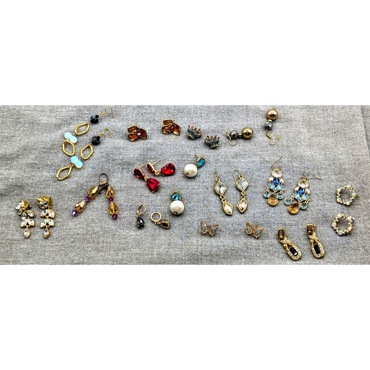 Lot of 14 Pair Crystal Rhinestone Gold Tone Earrings for Pierced Ears