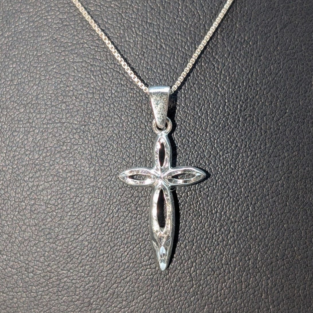 925 Sterling Silver Diamond Cut Open Cross Pendant Box Chain 17" Necklace