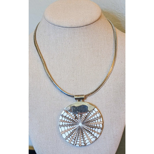 925 Sterling Omega Necklace W/ Nautilus Shell 925 Sterling Pendant